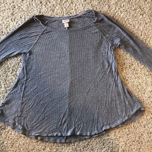 Long sleeved flowy shirt